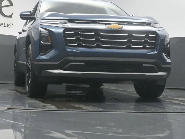 New 2026 Chevrolet Equinox LT image 3