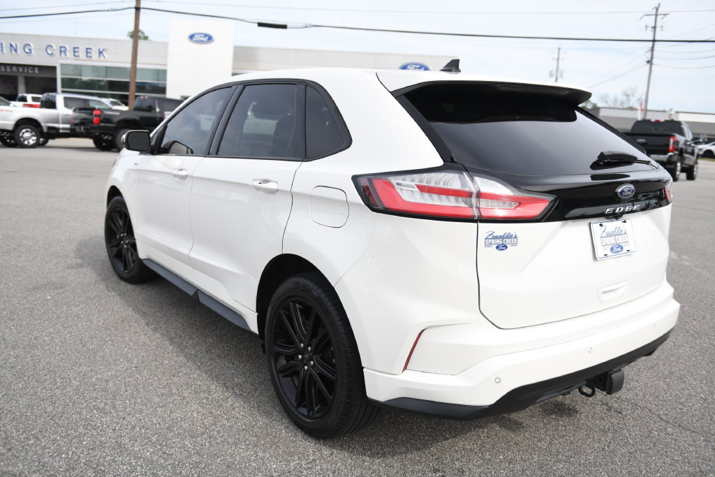 Used 2022 Ford Edge ST-Line w/ Class II Trailer Tow Package AWD/4WD image 8