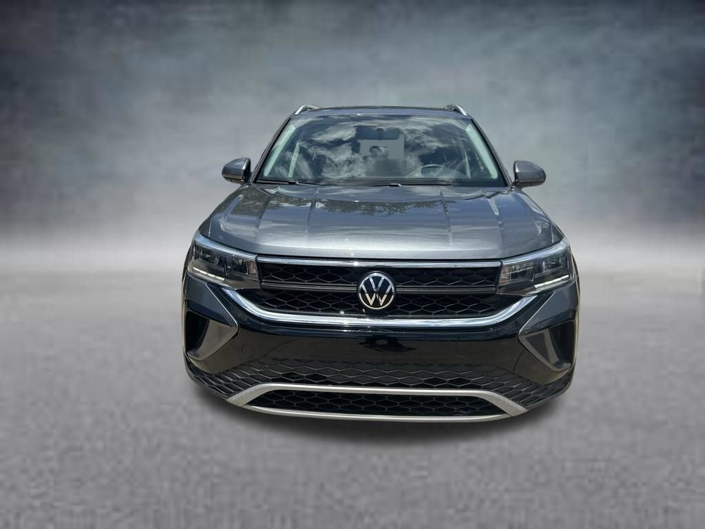 Certified 2022 Volkswagen Taos SE AWD/4WD image 8