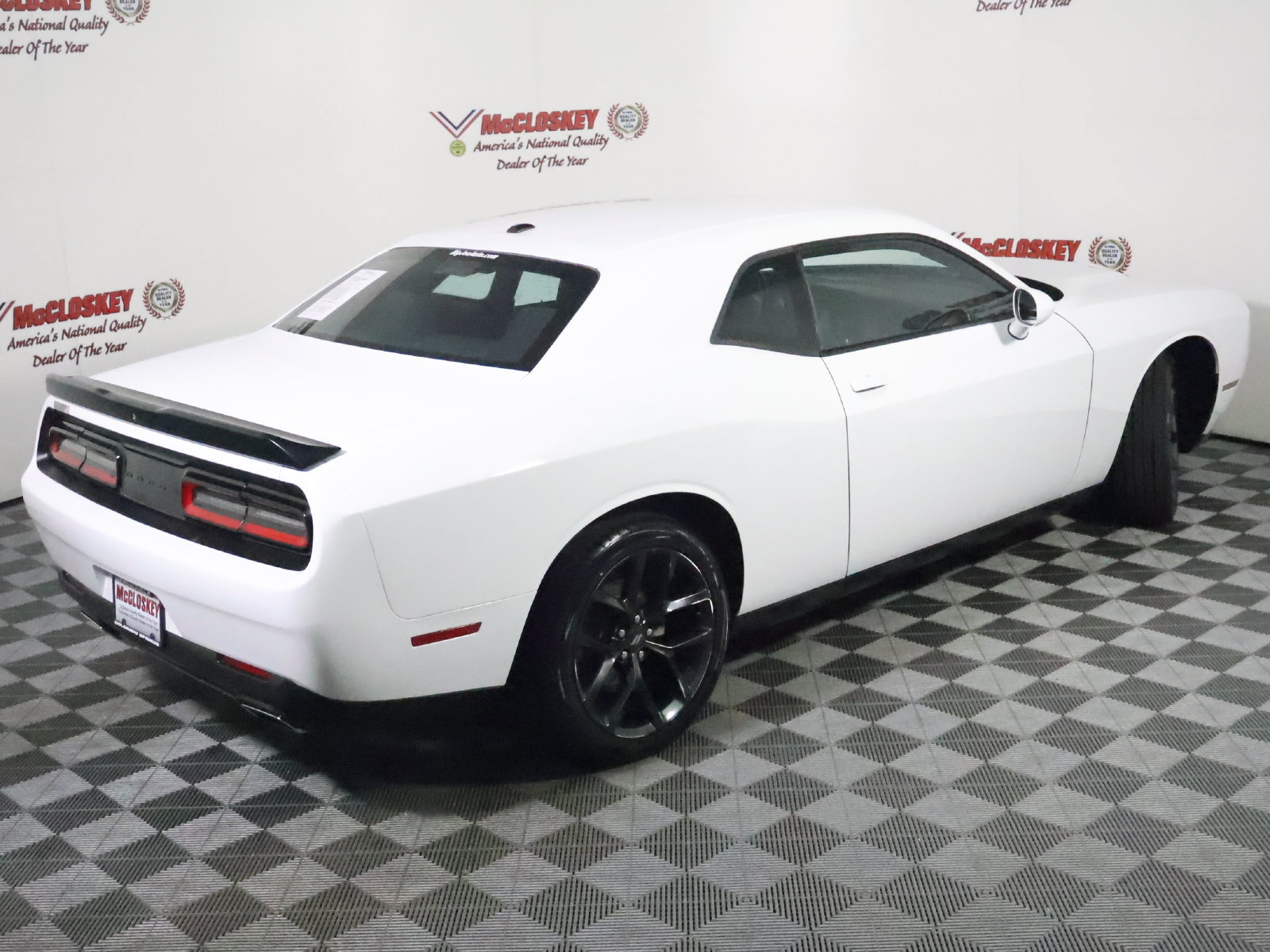 Used 2022 Dodge Challenger SXT w/ Blacktop Package RWD image 4