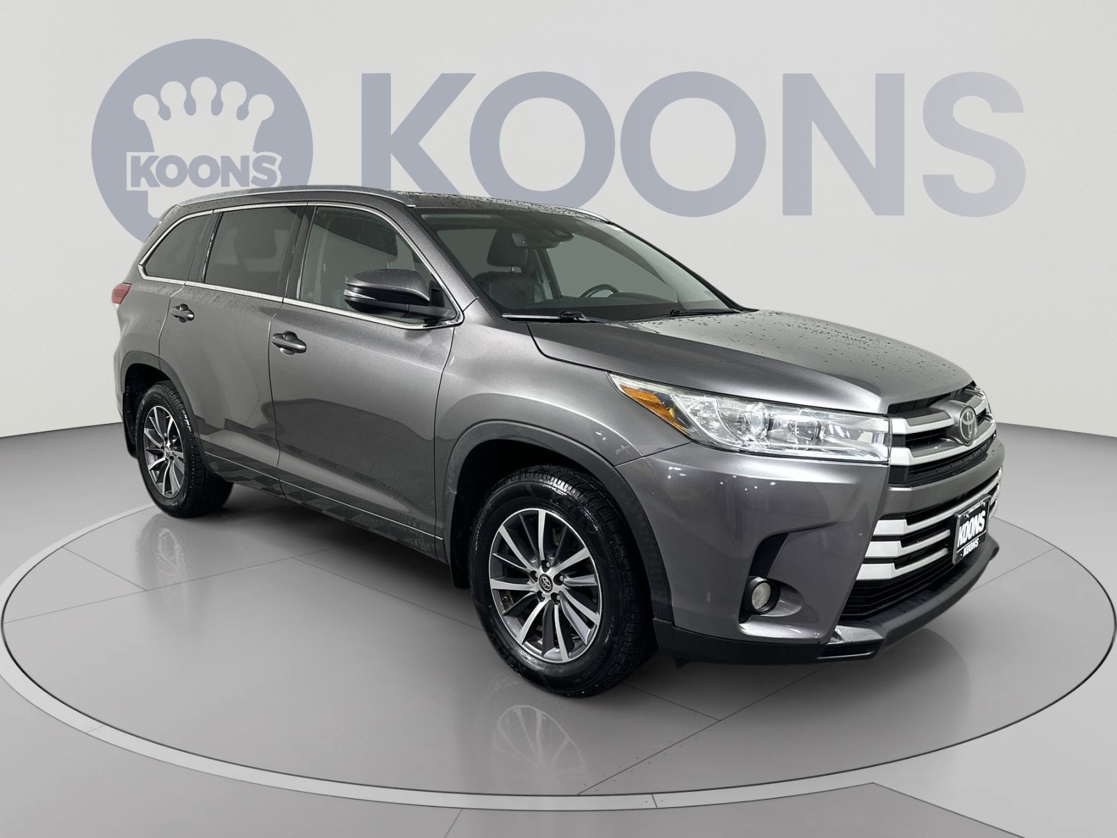 Used 2017 Toyota Highlander XLE AWD/4WD image 10
