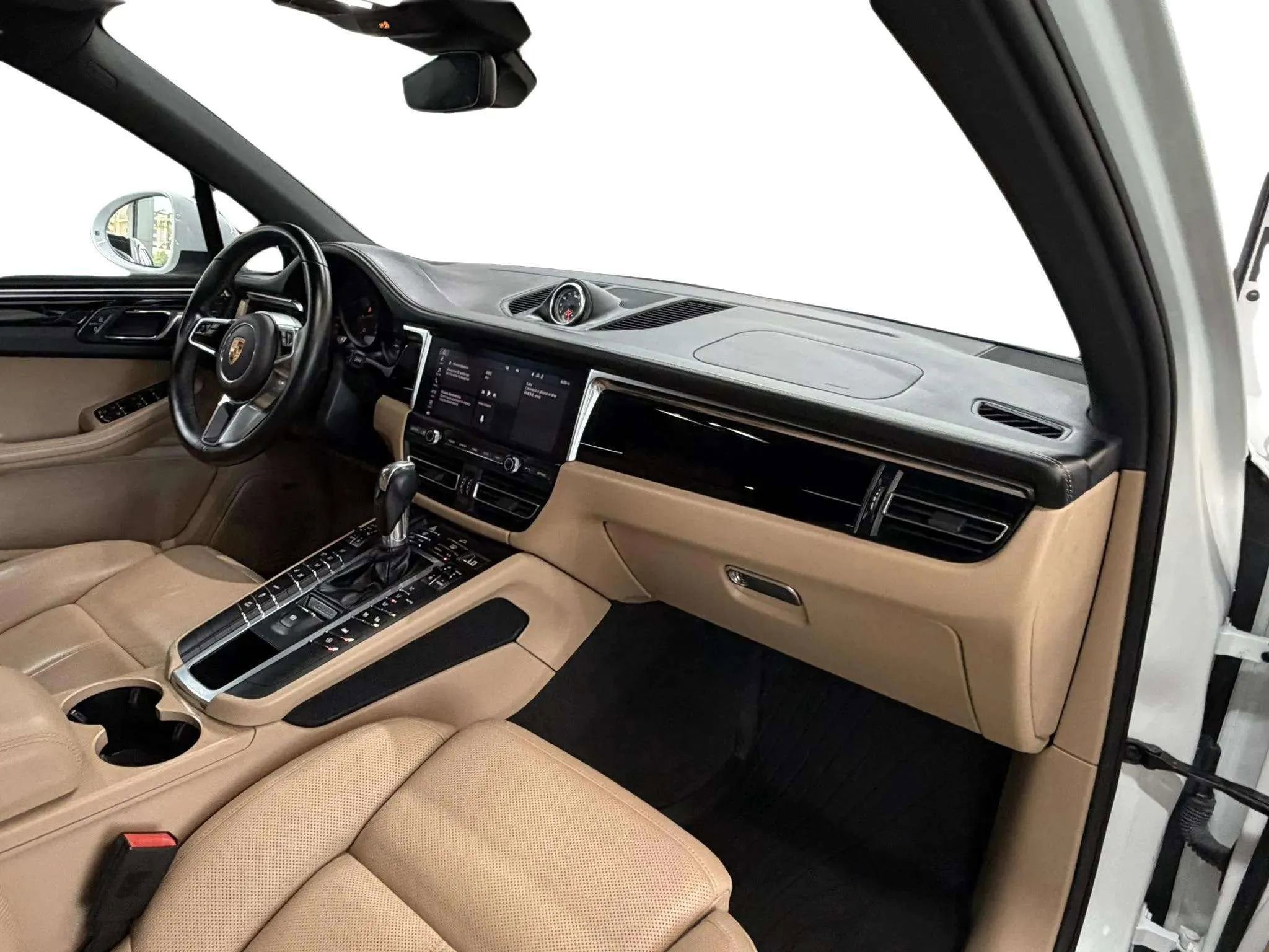 Used 2020 Porsche Macan Sport Edition image 10