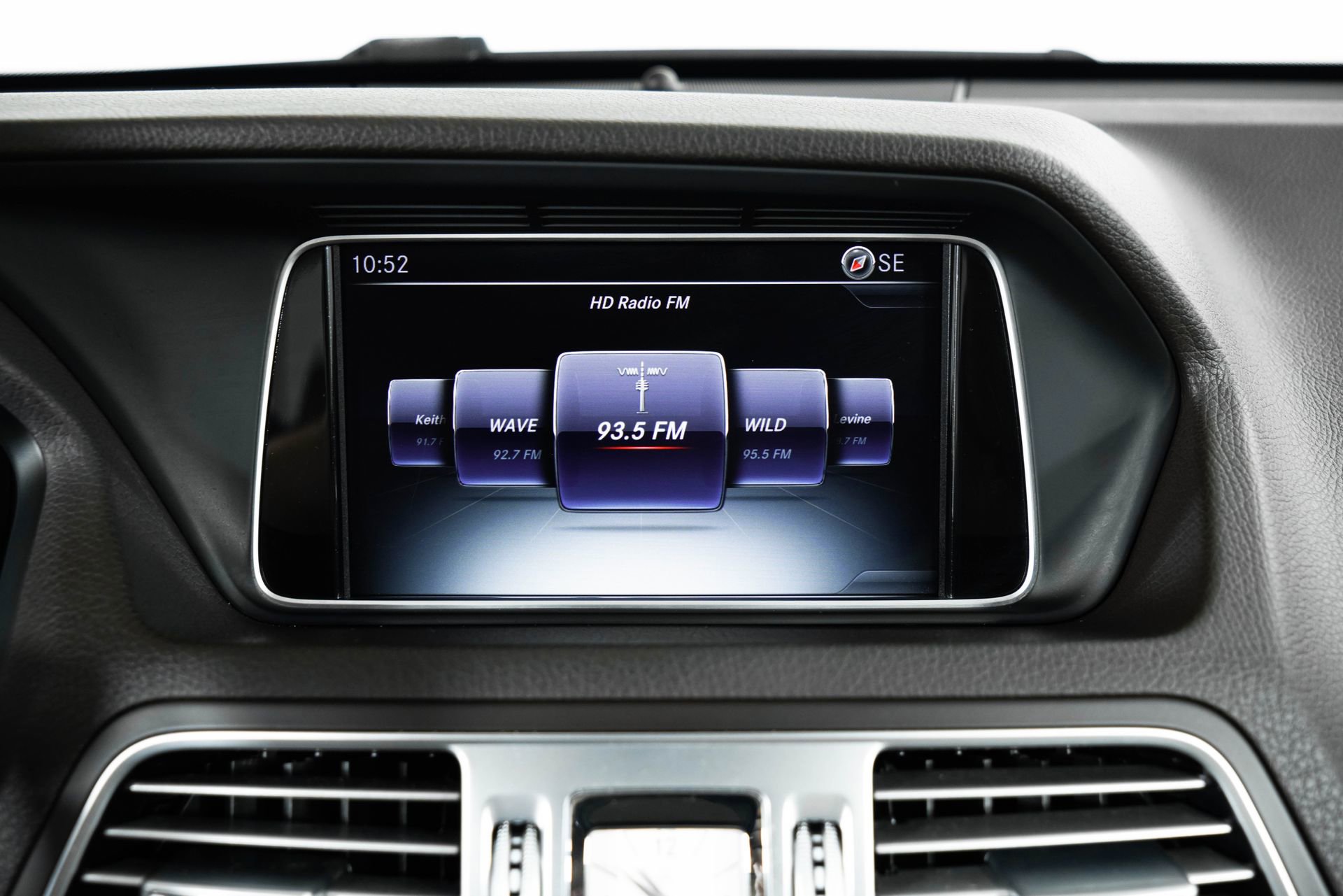 Used 2016 Mercedes-Benz E 400 Coupe image 23