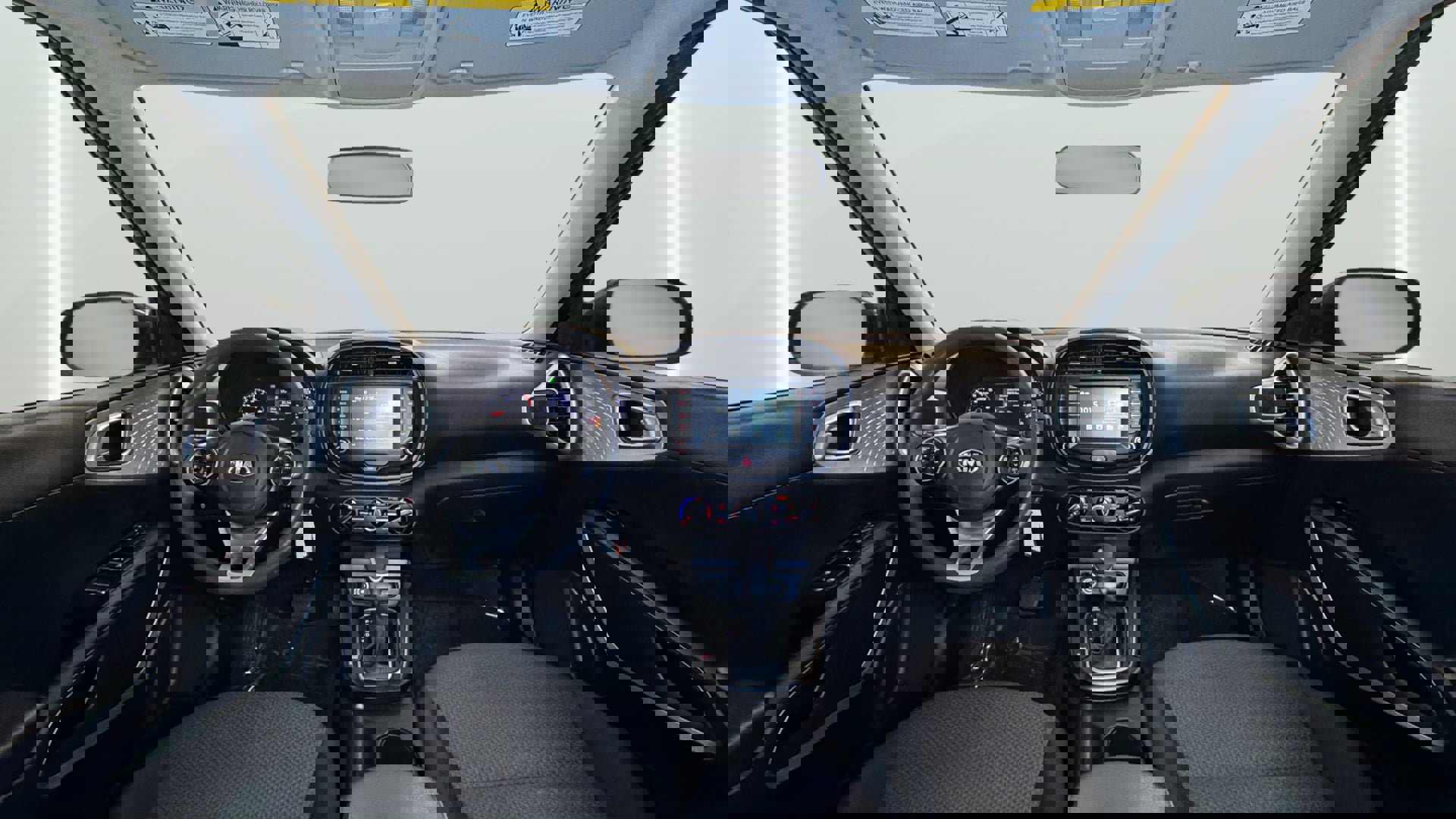 Used 2021 Kia Soul LX image 31