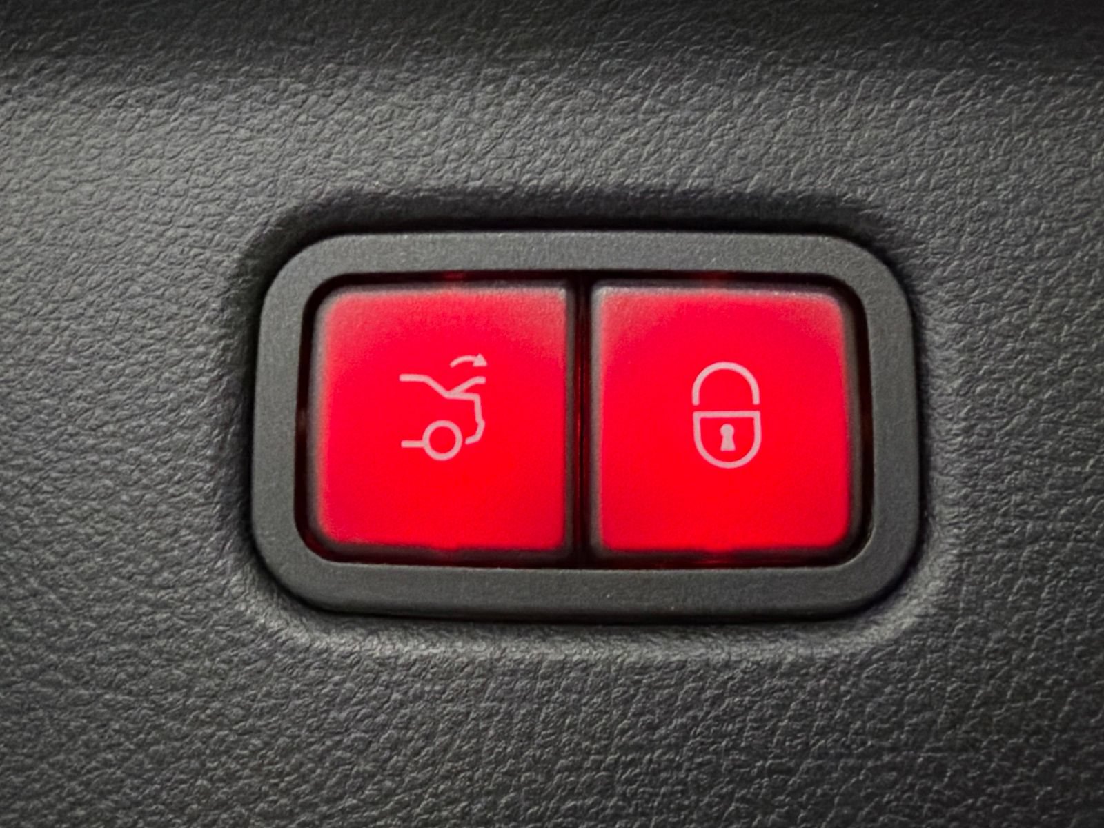 Certified 2023 Mercedes-Benz S 580e 4MATIC Sedan image 17