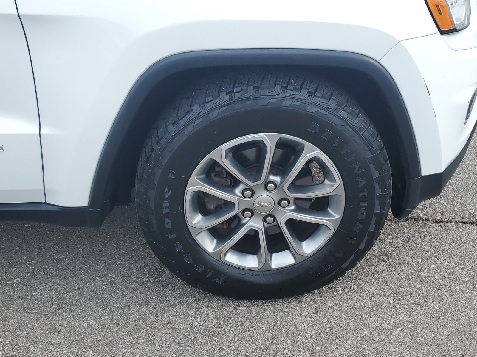 Used 2014 Jeep Grand Cherokee Limited w/ Luxury Group II AWD/4WD image 6