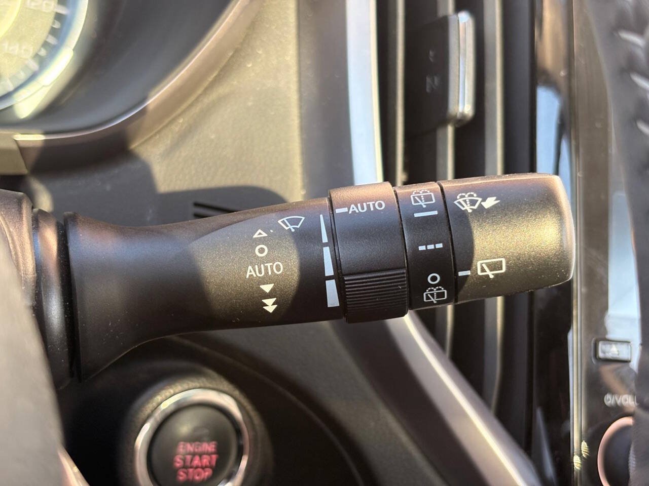 Used 2022 Subaru Ascent Touring AWD/4WD image 28