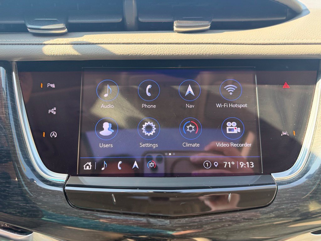 Used 2023 Cadillac XT6 Premium Luxury w/ Technology Package FWD image 14