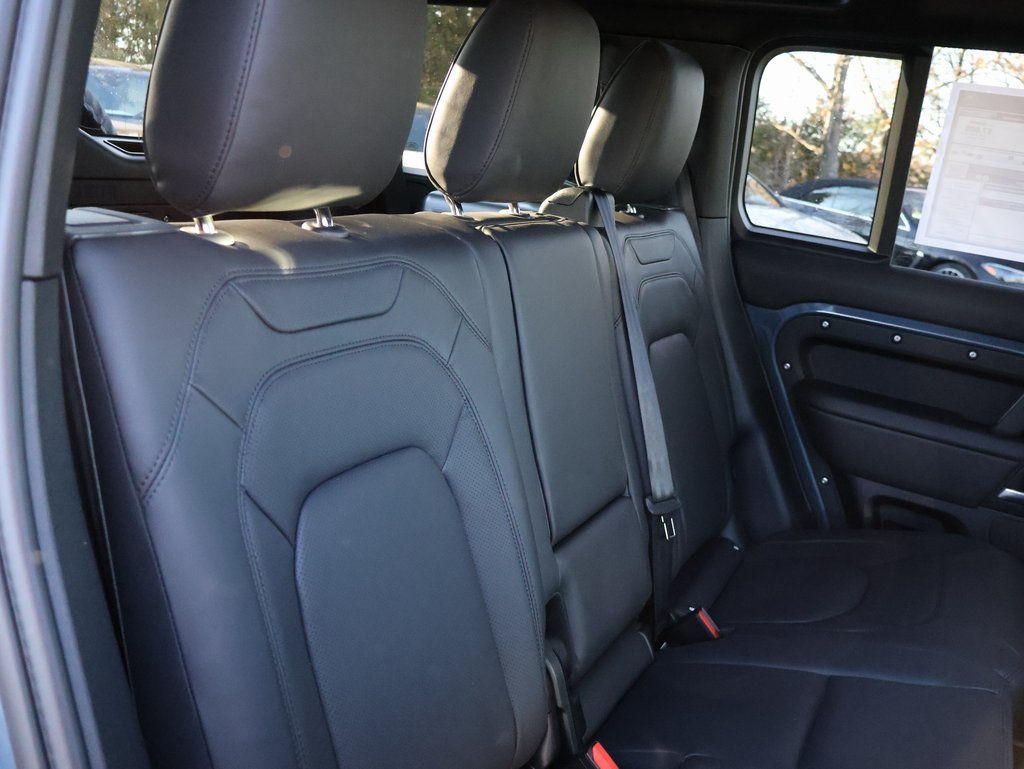 New 2026 Land Rover Defender 110 X-Dynamic SE AWD/4WD image 12