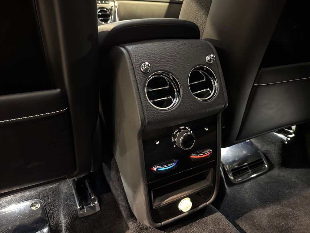 Used 2020 Rolls-Royce Cullinan AWD/4WD image 69