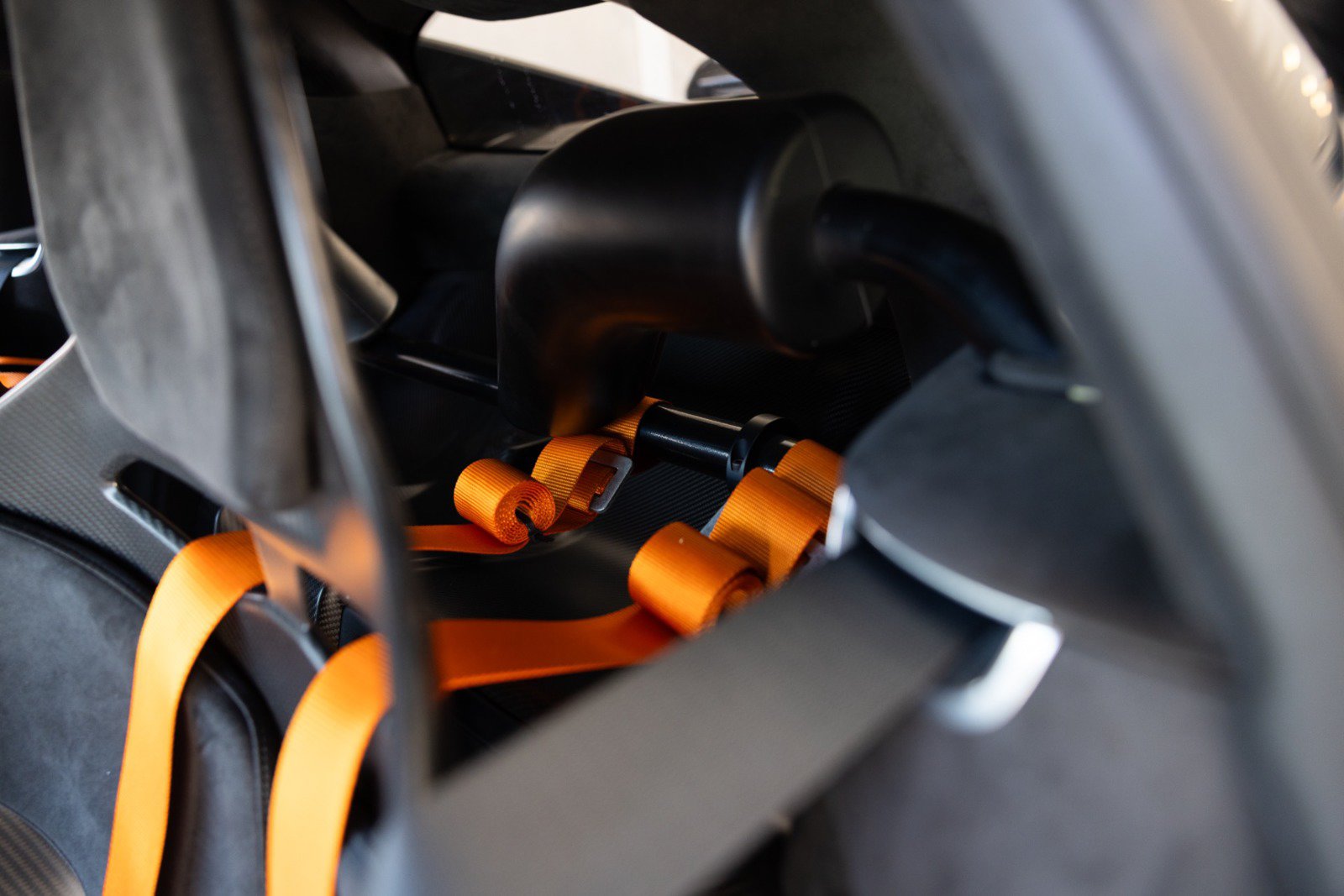 Used 2020 McLaren 620R RWD image 65