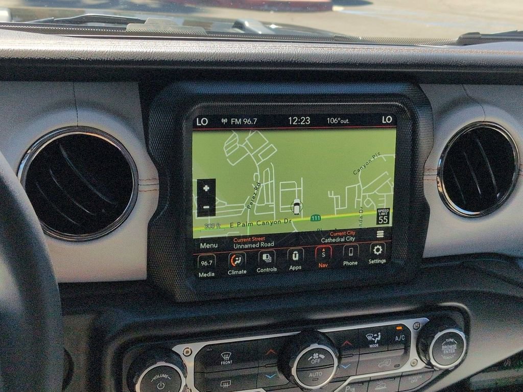 Used 2023 Jeep Gladiator Overland AWD/4WD image 11