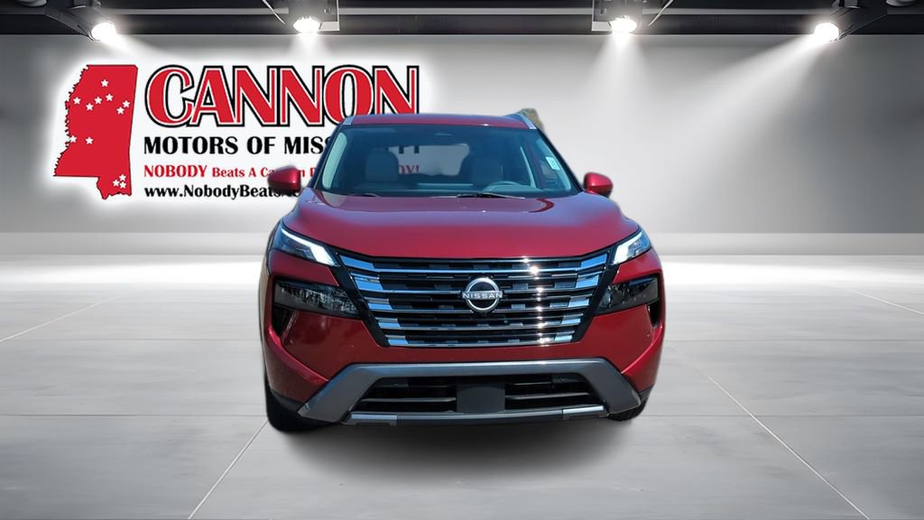 Used 2024 Nissan Rogue SL image 2