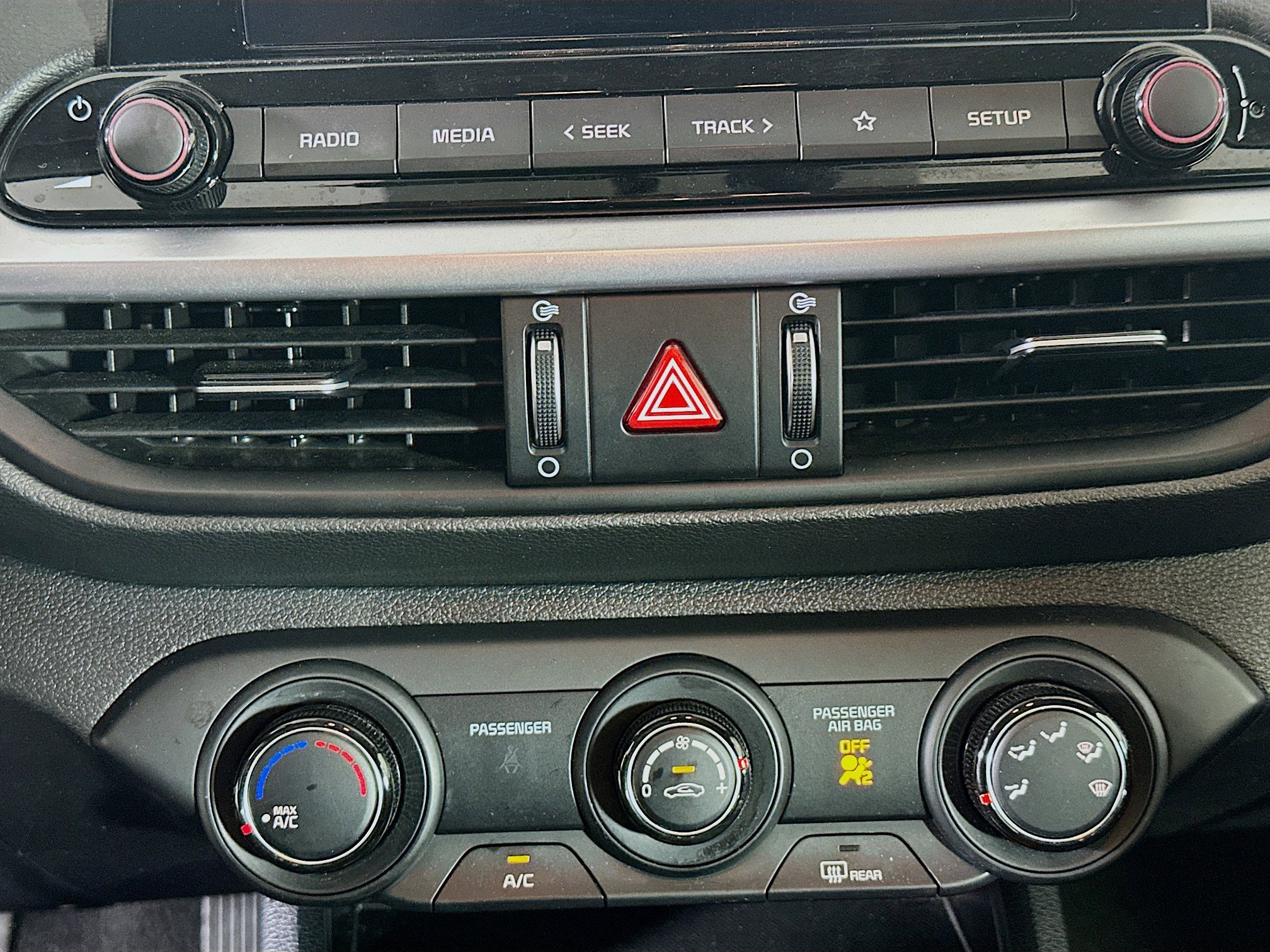 Used 2024 Kia Forte LXS image 23