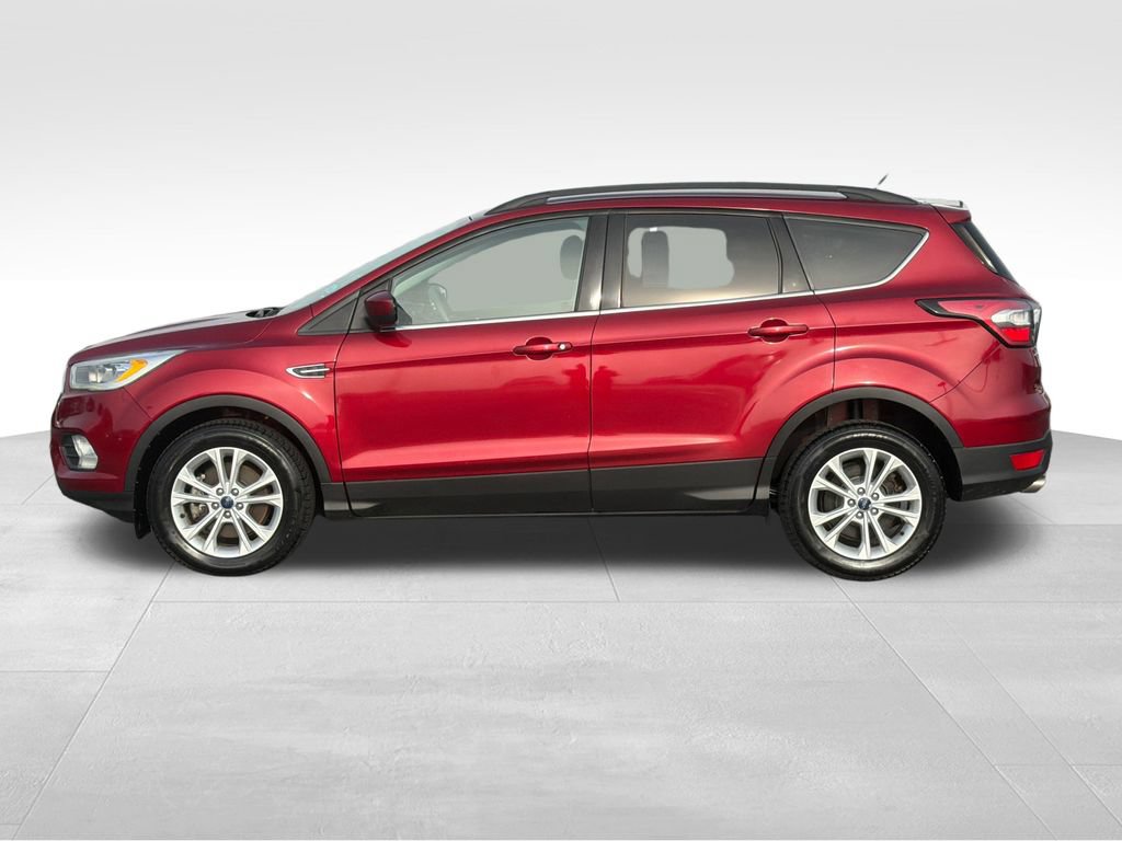 Used 2017 Ford Escape SE w/ Equipment Group 201A AWD/4WD image 25