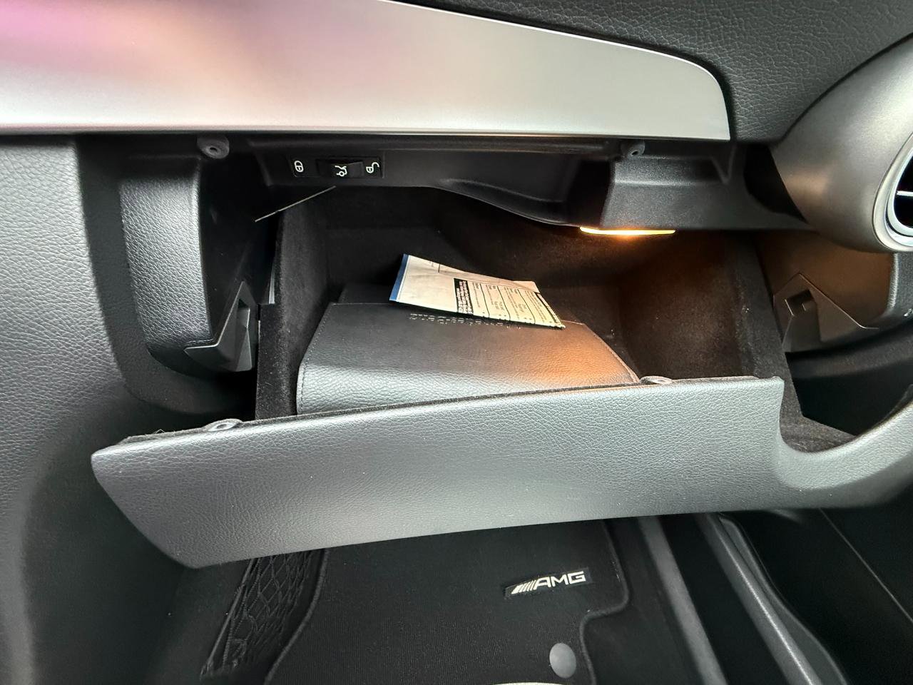 Used 2017 Mercedes-Benz C 300 Sedan image 24