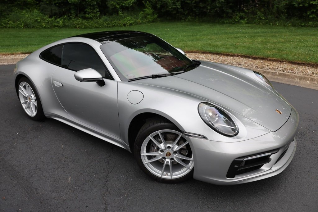 Used 2024 Porsche 911 Carrera w/ Premium Package image 4