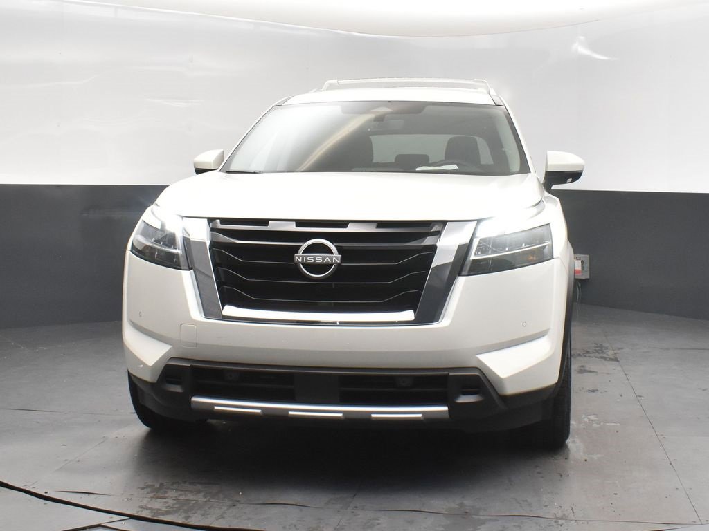 Used 2024 Nissan Pathfinder SL image 10