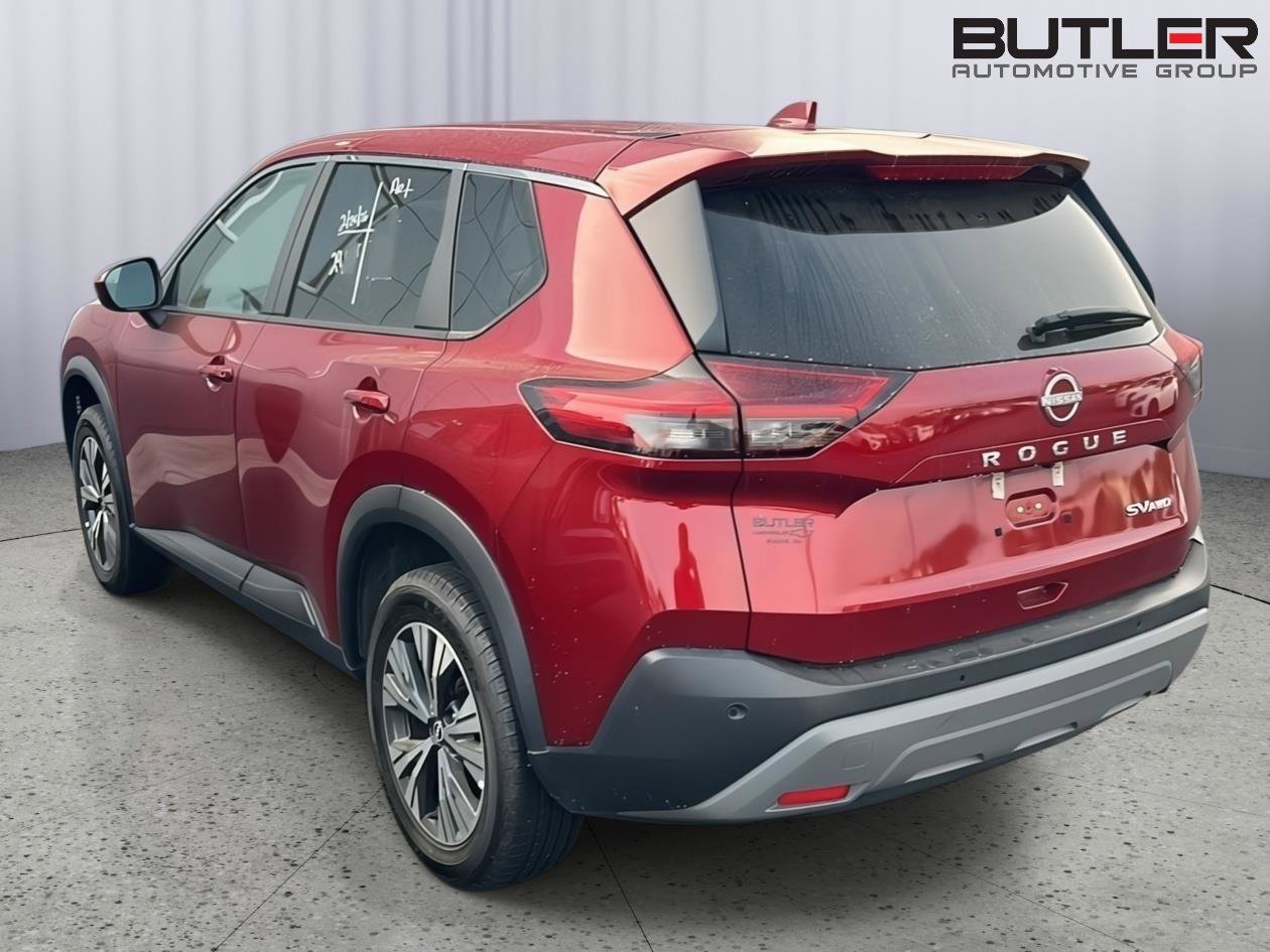 Used 2023 Nissan Rogue SV image 16