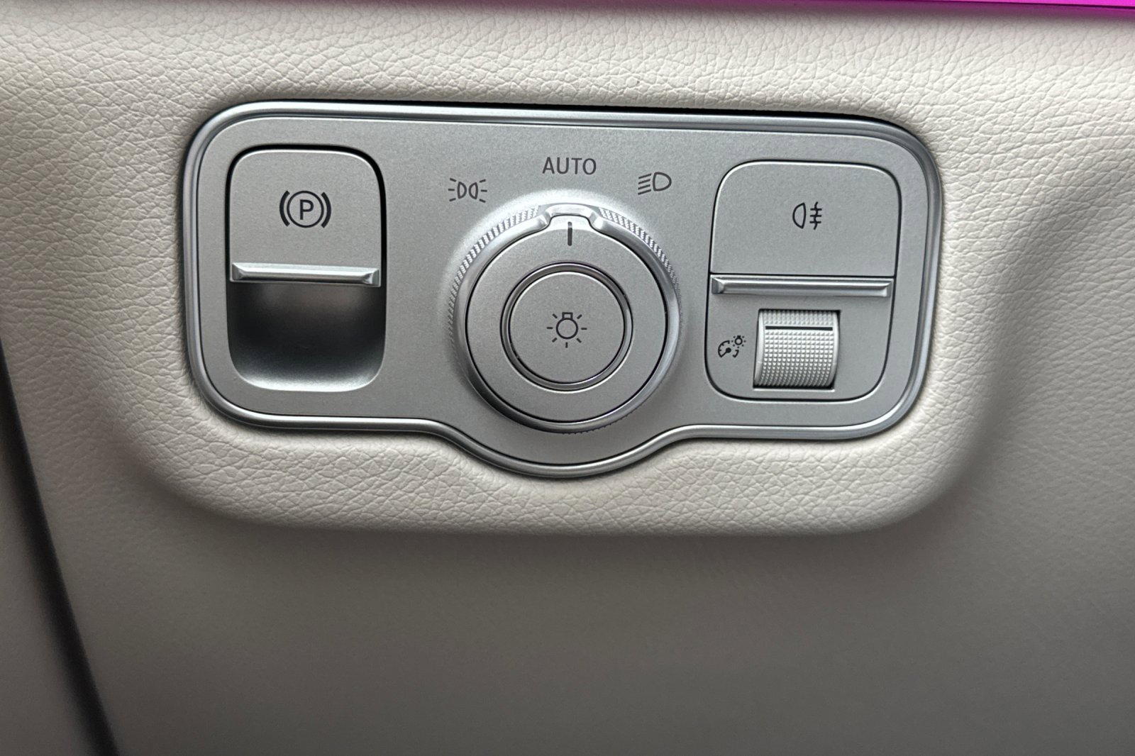 New 2026 Mercedes-Benz GLS 450 4MATIC image 34