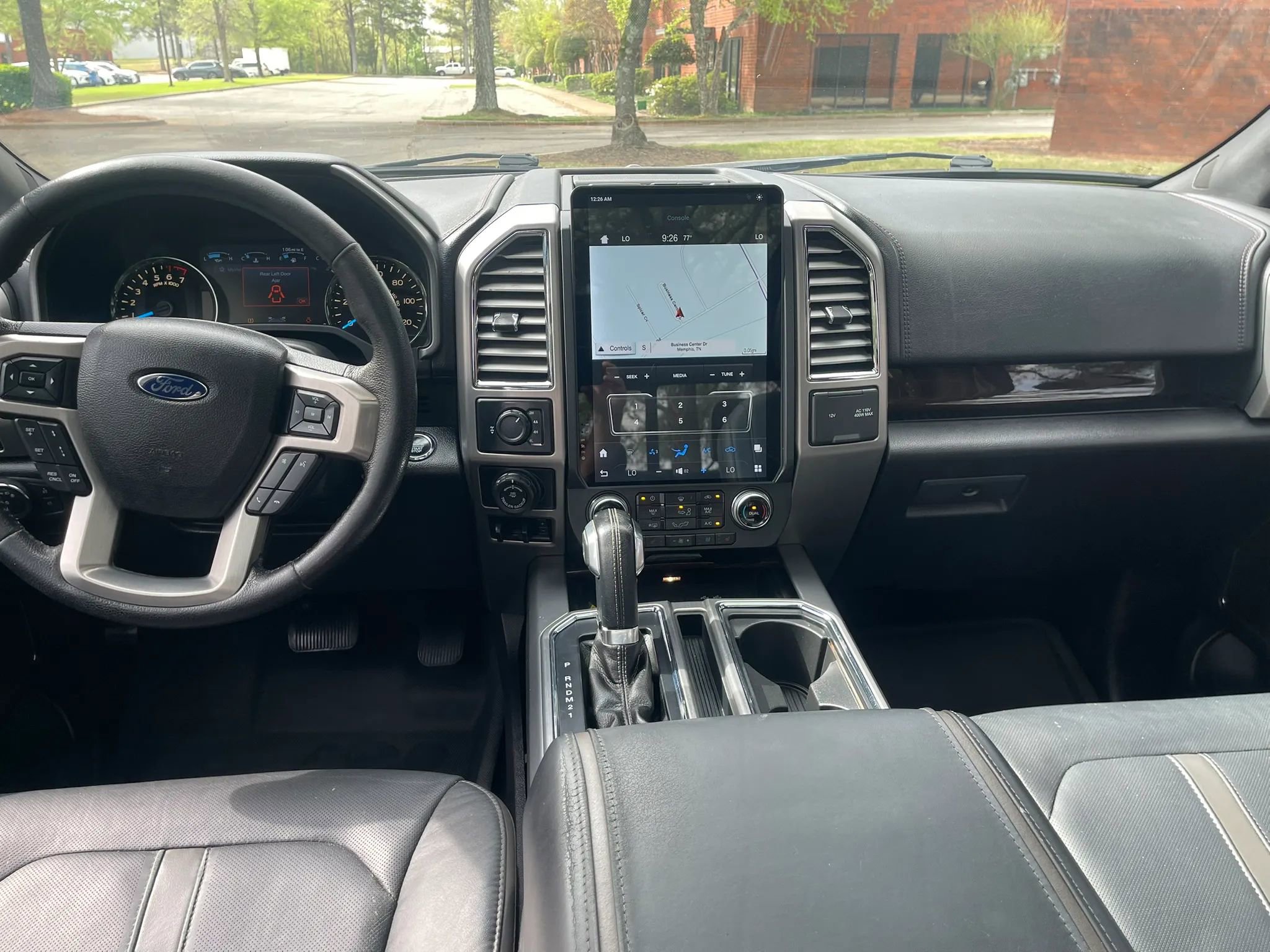 Used 2016 Ford F150 Platinum w/ Equipment Group 701A Luxury image 16