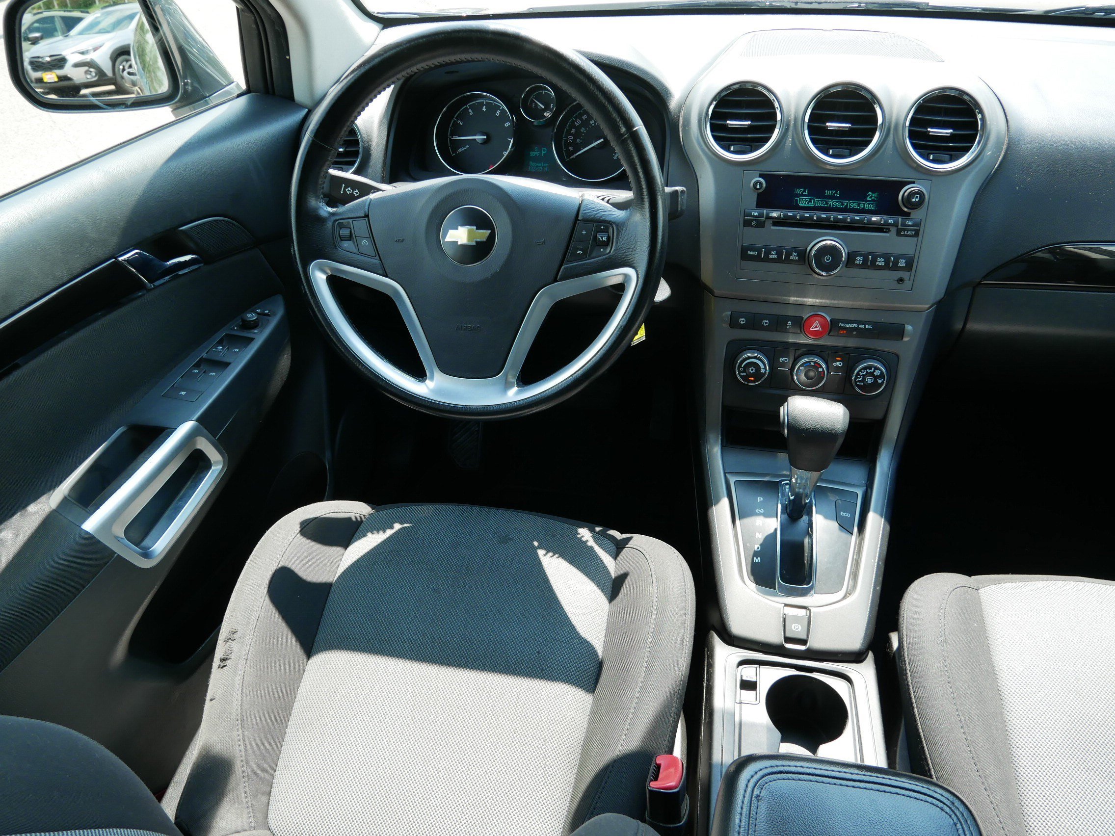 Used 2013 Chevrolet Captiva Sport LS FWD image 9