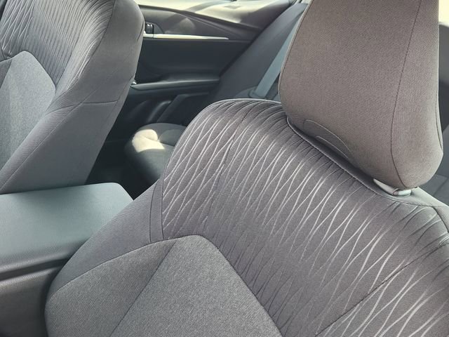 Used 2025 Toyota Camry LE image 23