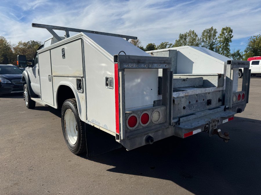 Used 2014 Ford F550 4x4 Regular Cab Super Duty image 3