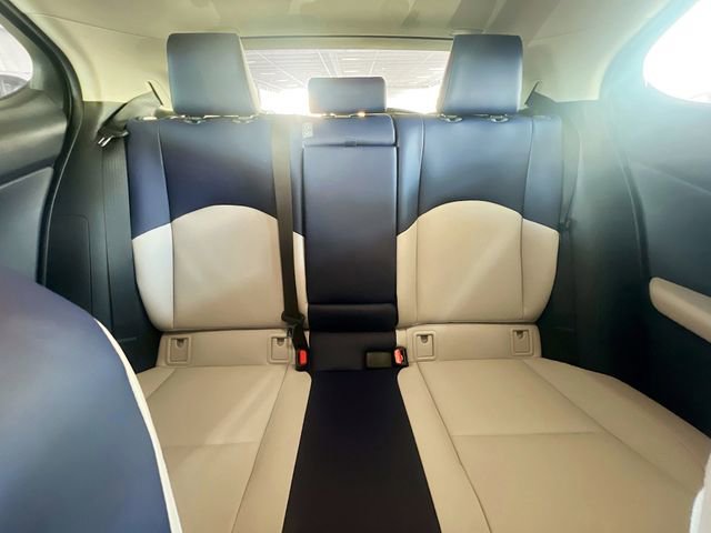 Used 2019 Lexus UX 250h image 26