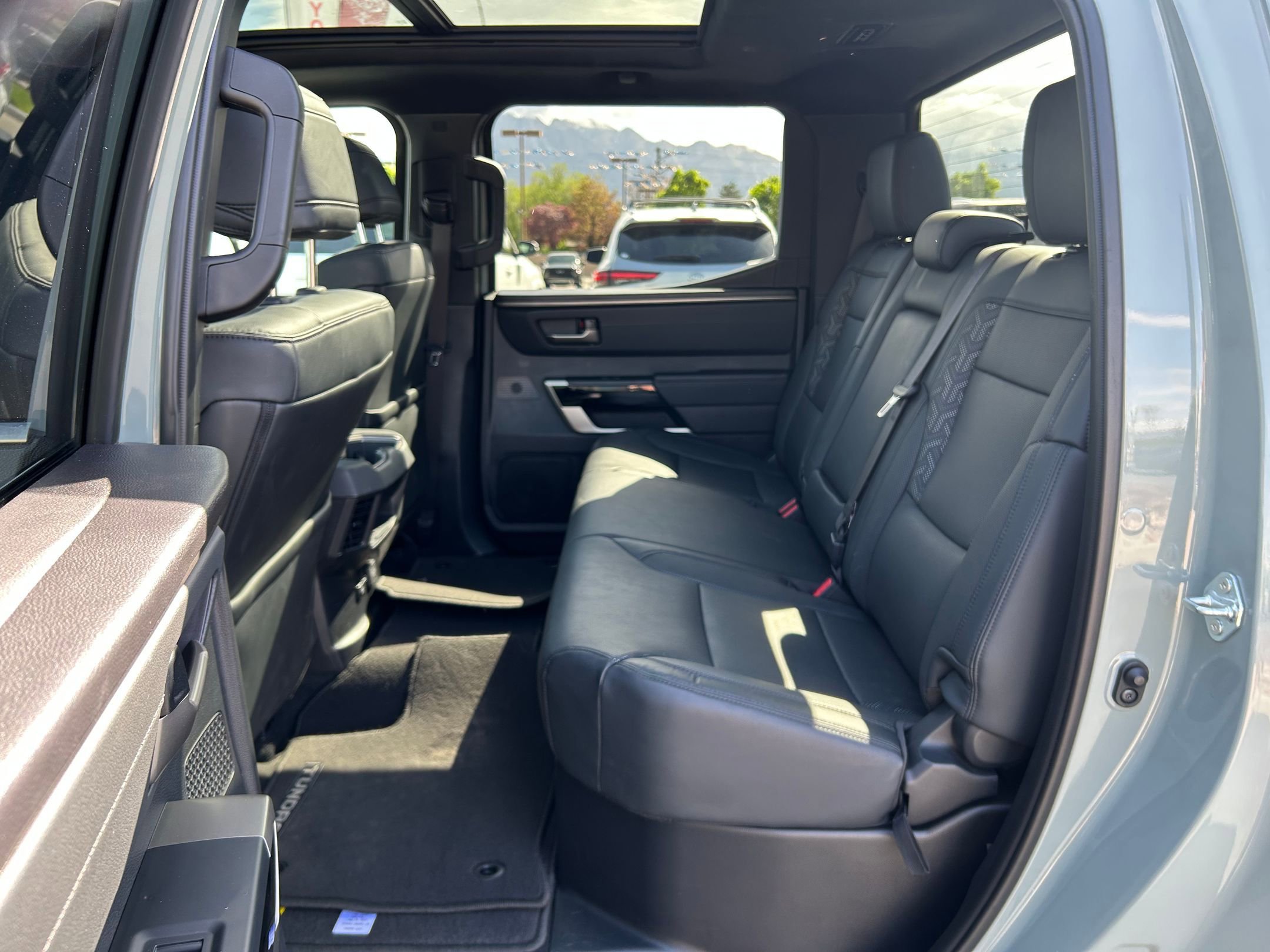 Used 2025 Toyota Tundra Limited image 24