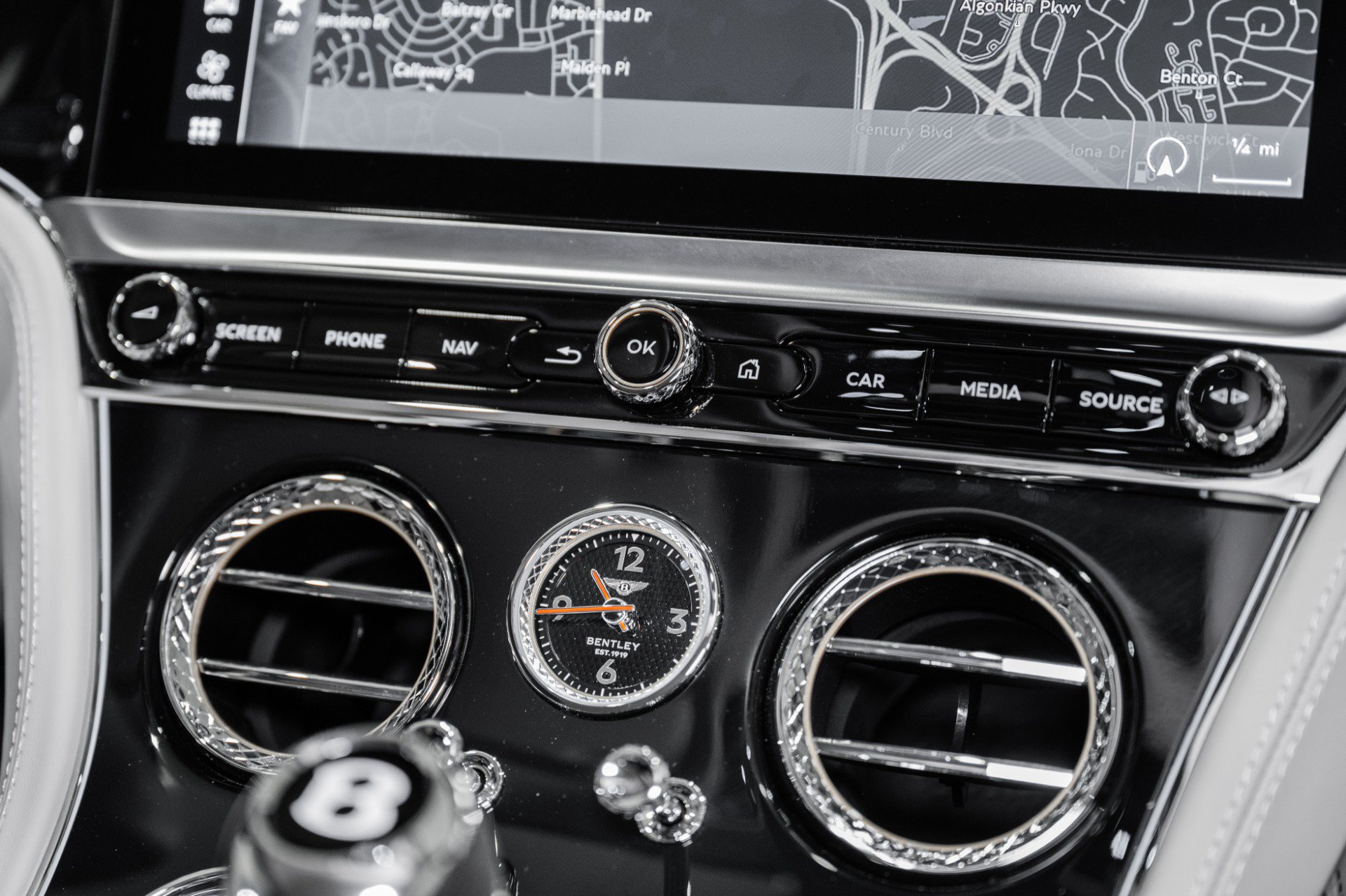 Certified 2023 Bentley Continental GT V8 AWD/4WD image 29