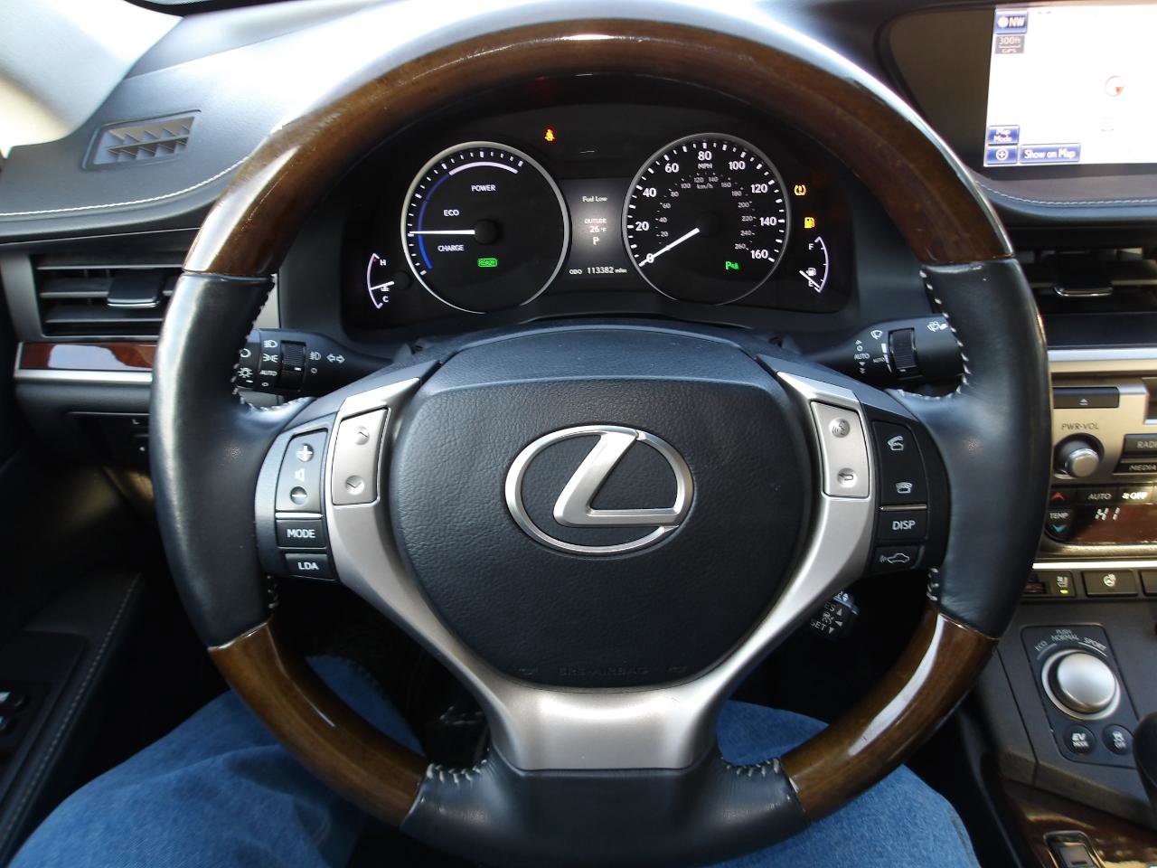 Used 2013 Lexus ES 300h FWD image 14