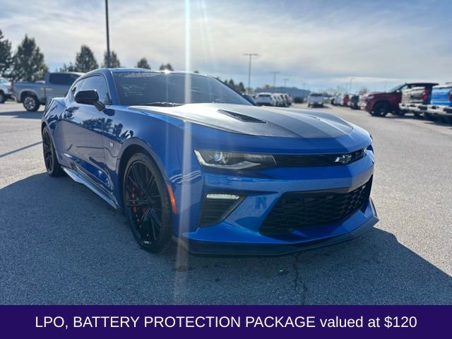 Used 2018 Chevrolet Camaro SS image 11