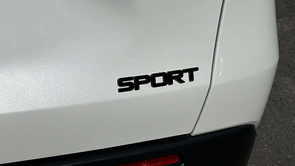 Used 2024 Honda HR-V Sport image 11