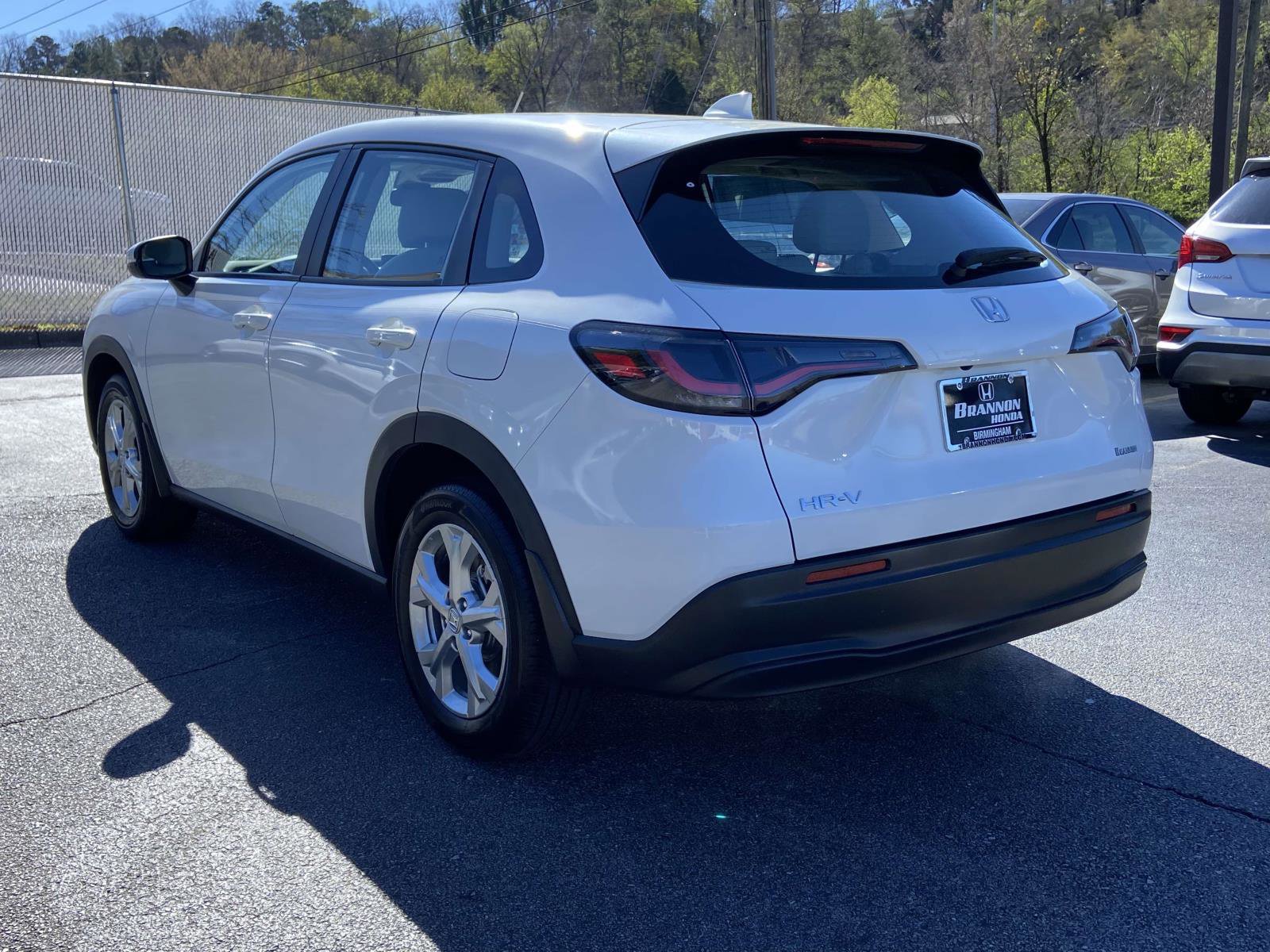 Certified 2024 Honda HR-V LX image 3