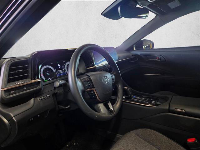 Certified 2024 Toyota Crown AWD/4WD image 10