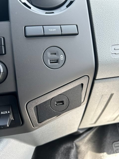 New 2027 Ford F750 2WD Crew Cab Super Duty image 22