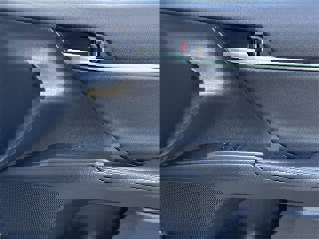 Used 2023 Toyota Camry XSE image 28