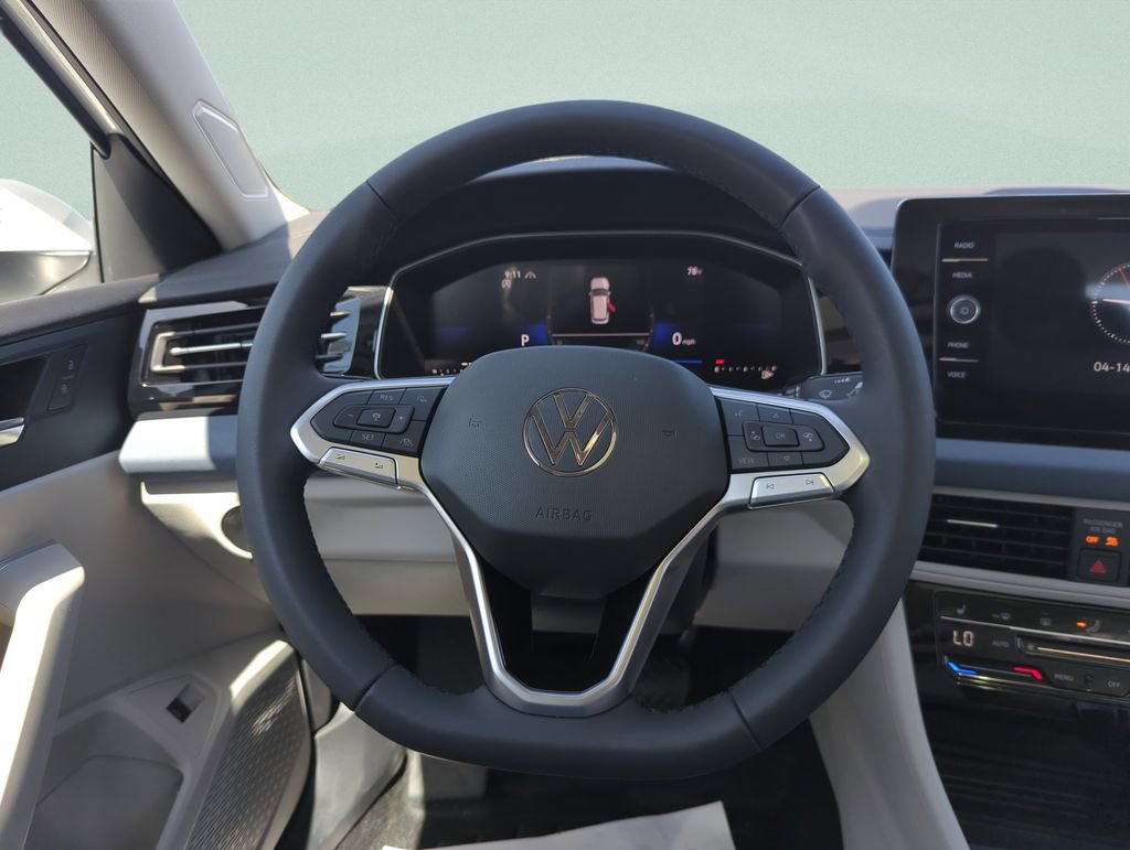 New 2026 Volkswagen Jetta SE FWD image 21