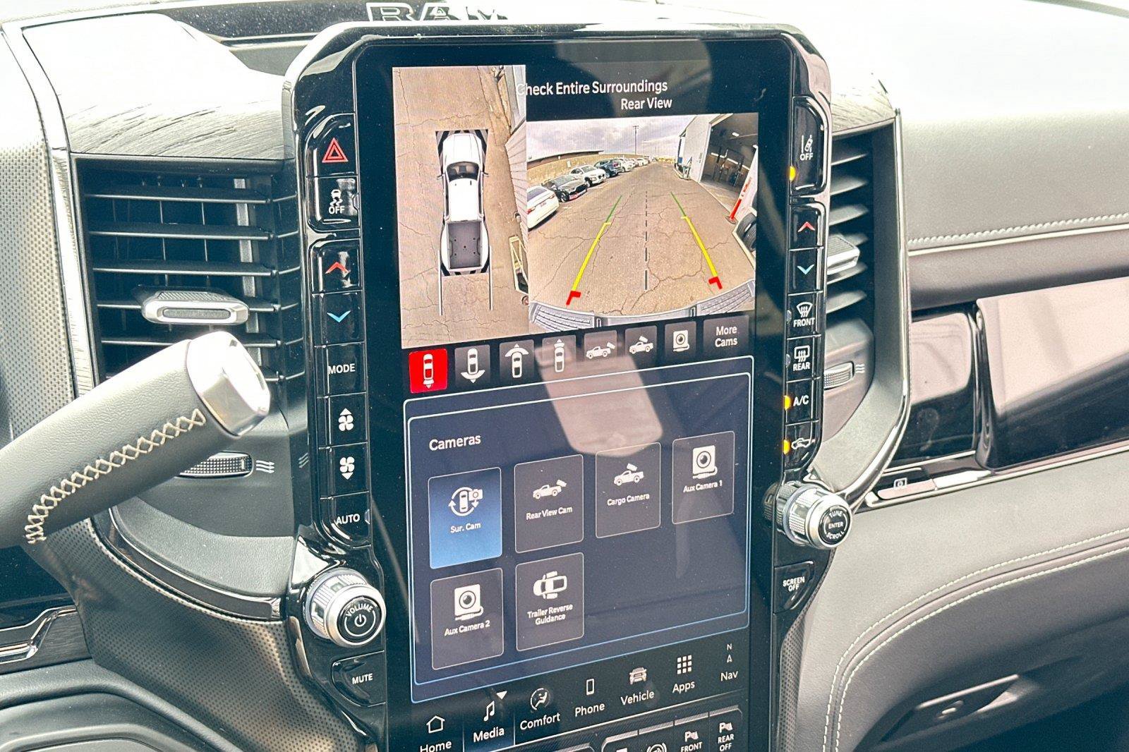 New 2027 RAM 3500 Limited AWD/4WD image 18