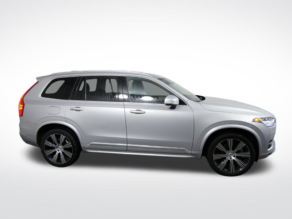 Used 2024 Volvo XC90 T8 Plus w/ Protection Package Premier AWD/4WD image 2