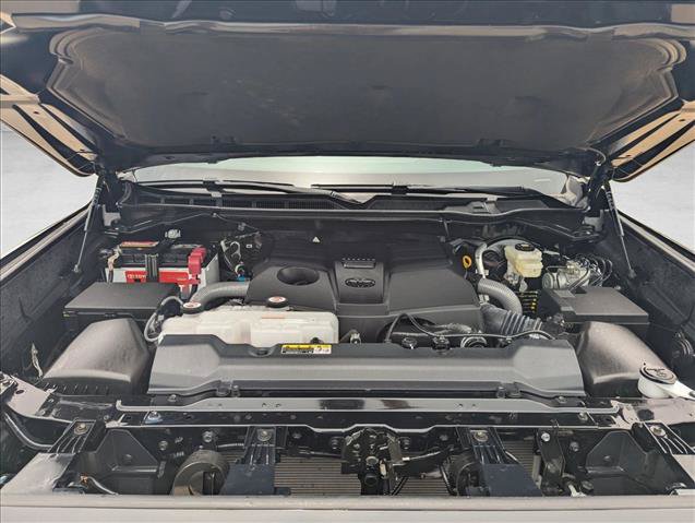 Used 2025 Toyota Tundra SR5 w/ SR5 Premium Package AWD/4WD image 21