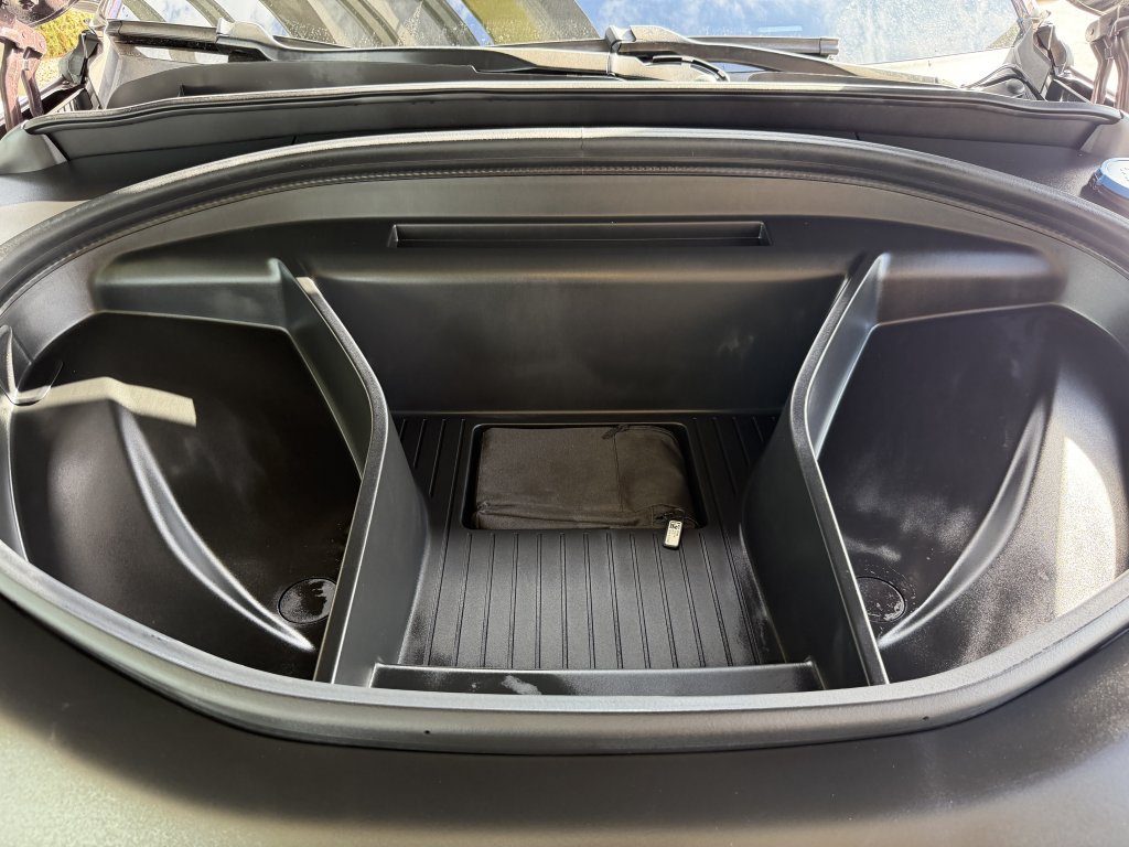 Used 2025 Volvo EX90 Ultra AWD/4WD image 45