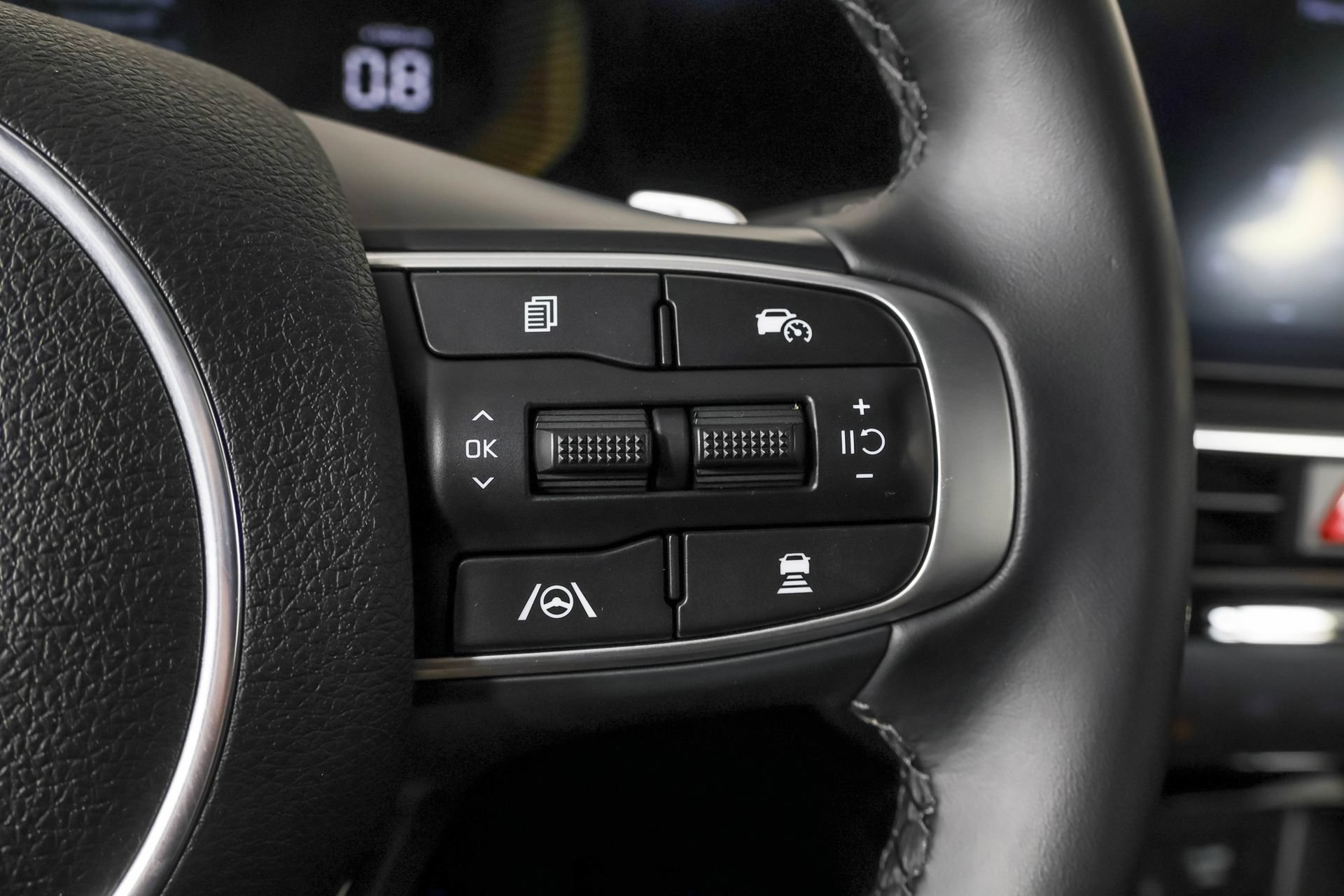Used 2025 Kia K5 GT FWD image 31