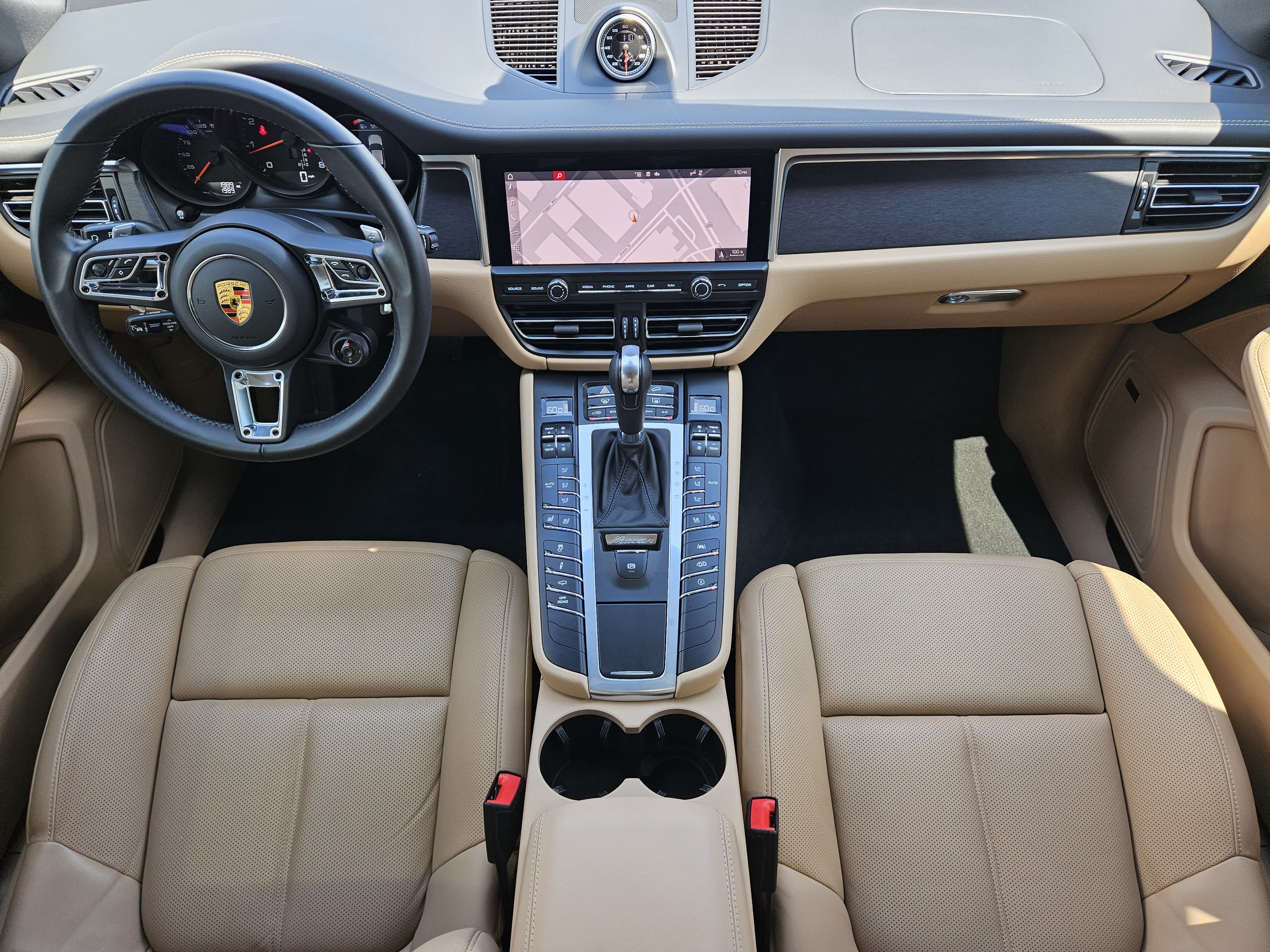 Certified 2021 Porsche Macan GTS AWD/4WD image 24
