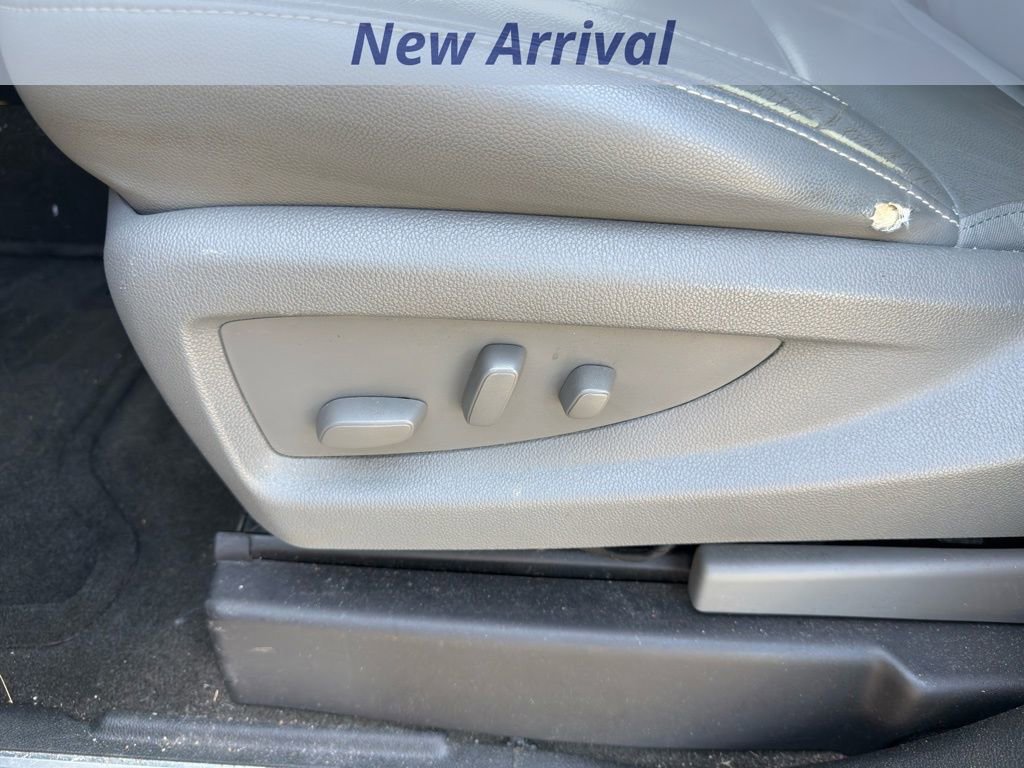 Used 2015 Chevrolet Suburban LT image 10