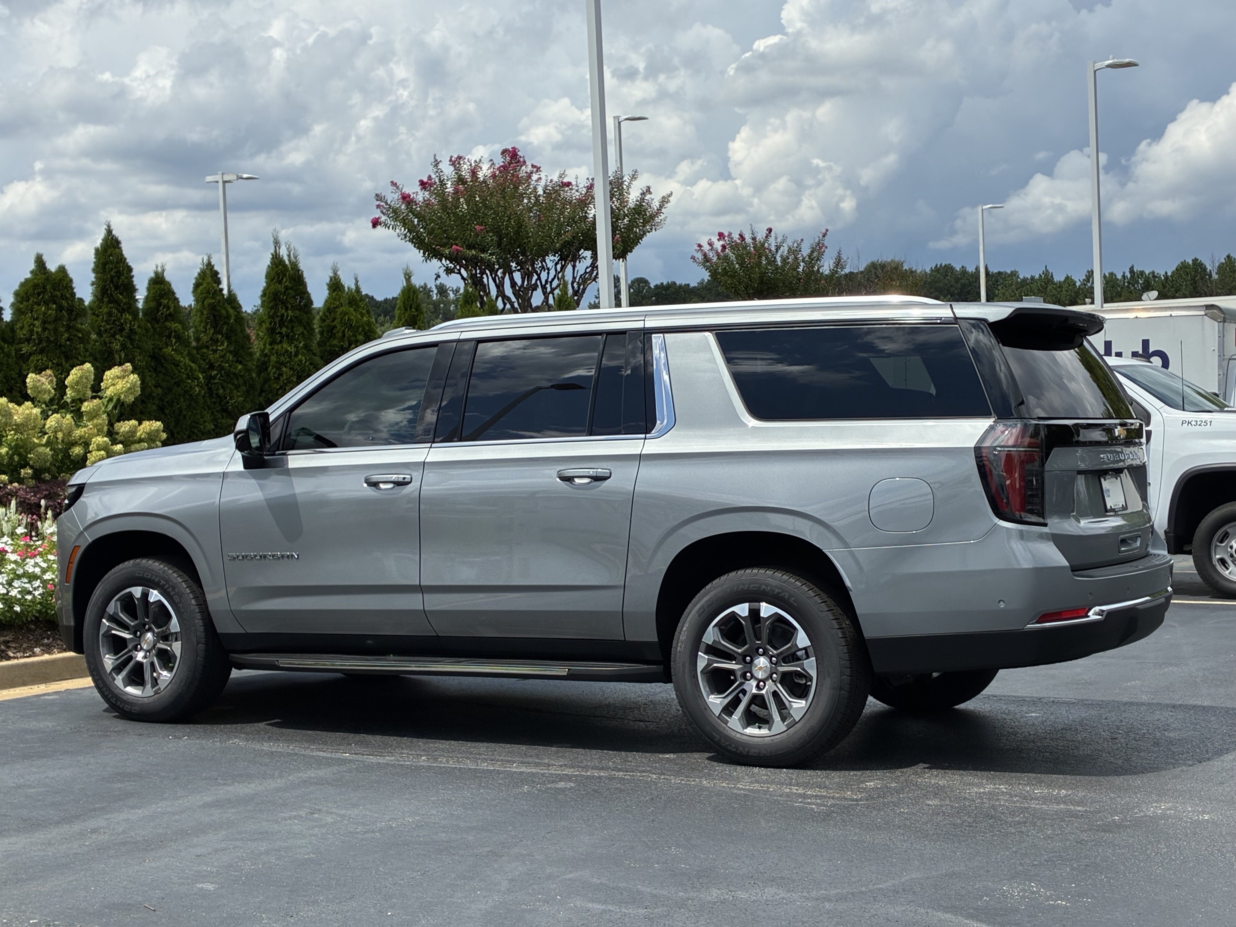 New 2026 Chevrolet Suburban LS w/ Max Trailering Package RWD image 9