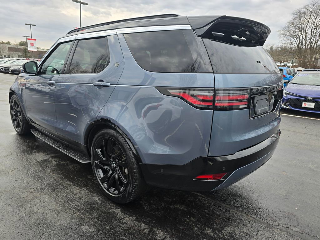 Used 2023 Land Rover Discovery S R-Dynamic image 6