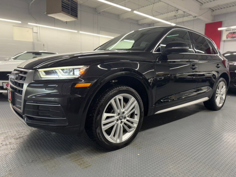 Used 2019 Audi Q5 2.0T Premium Plus w/ Premium Plus Package AWD/4WD image 1