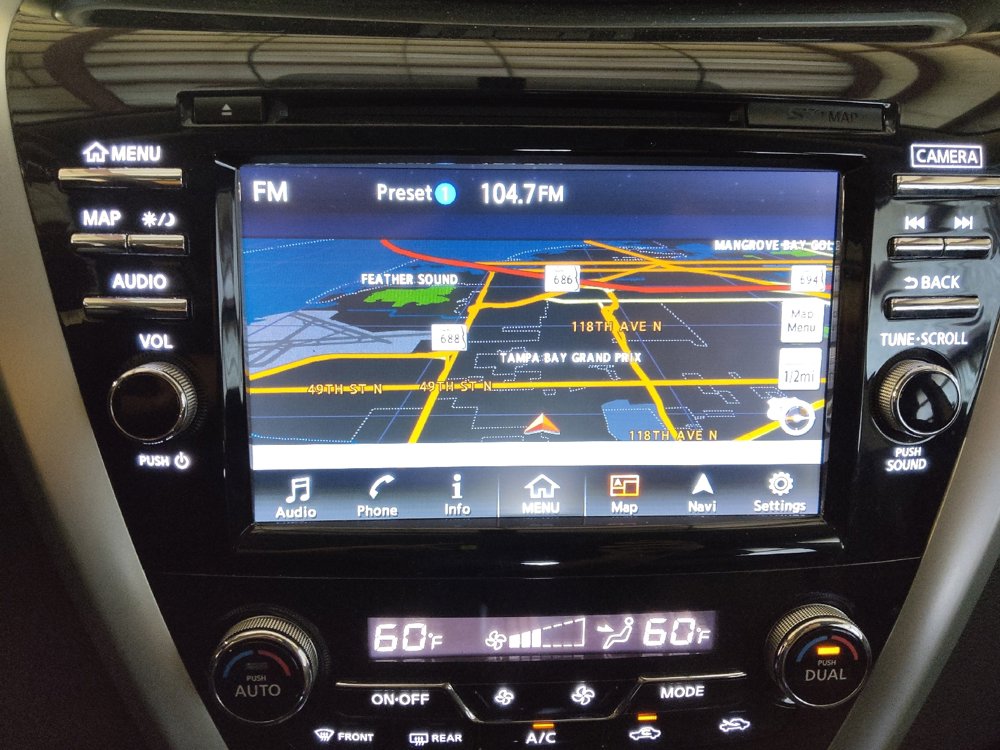 Used 2017 Nissan Murano SV FWD image 25